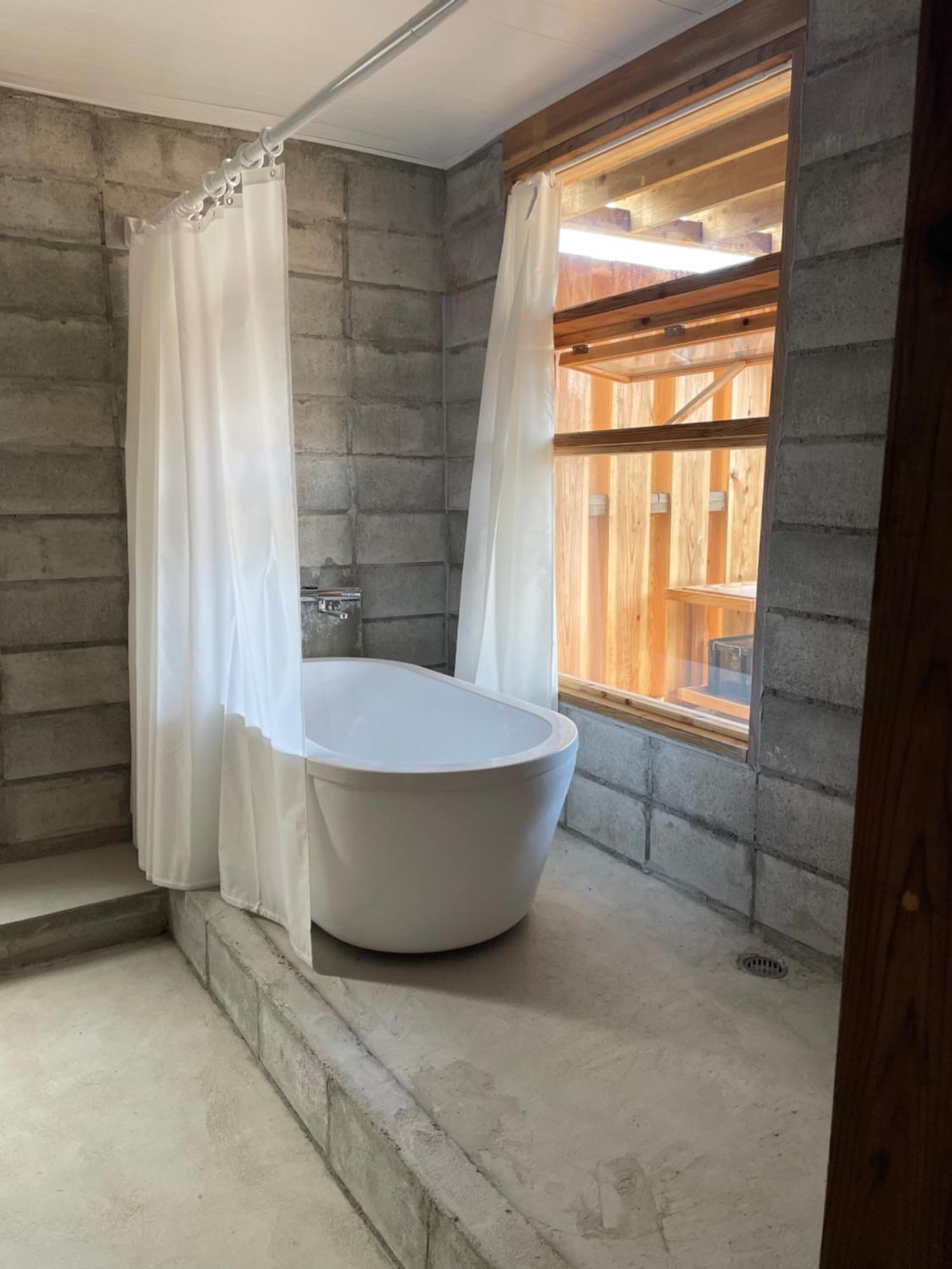 水と共に過ごすスモールヴィラ　かふーわ知念　 Villa Nanjo